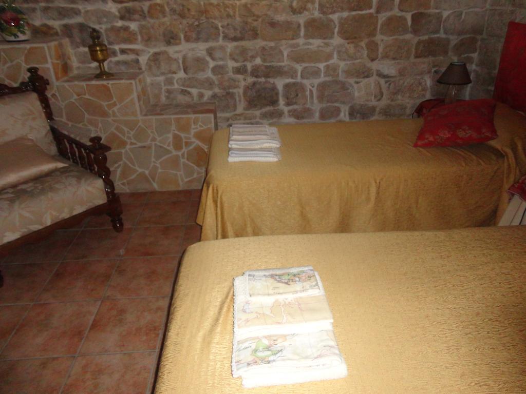 La Casa Di Petra Lägenhet Modica Rum bild